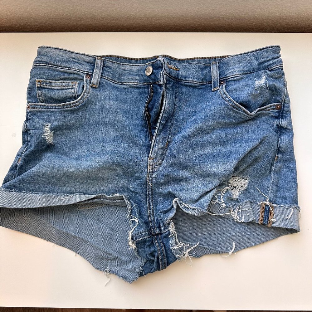 H&M High Waist Shorts